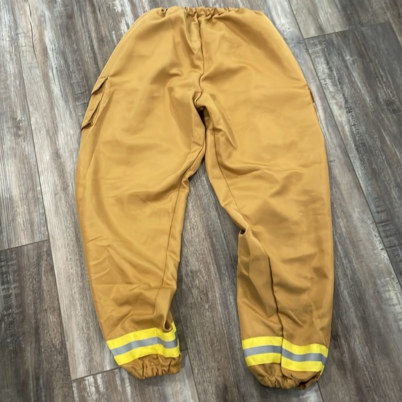 Spooktacular Creations Kids Firefighter Costume, Fireman Costume Large - flawed - Picture 6 of 9